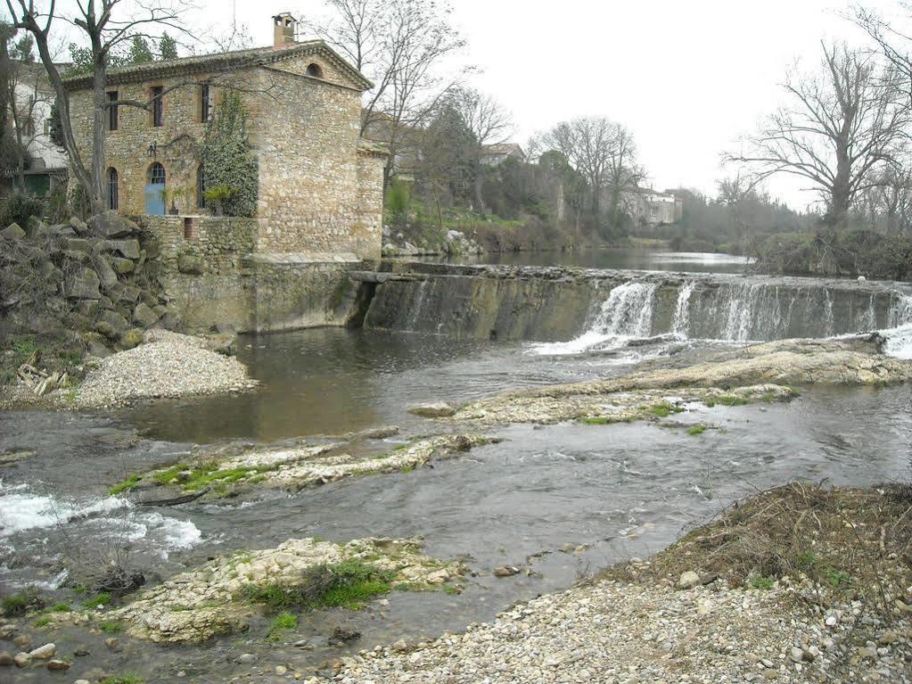 Hotel Ecusson Saint-Hilaire-de-Brethmas Exterior photo